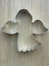Metalowa wykrawaczka anioł
