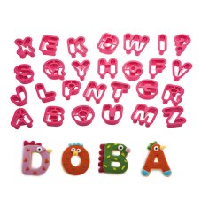 Sada plastových vykrajovátek abeceda - 5,2 cm (Decora, 27 ks)