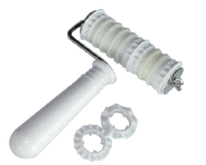 Wałek do tworzenia wstążek z marcepanu i masy cukrowej