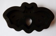 Plastové vykrajovátko netopier