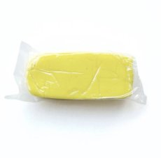 pravy marcipan zluty 28 mandli 100 g